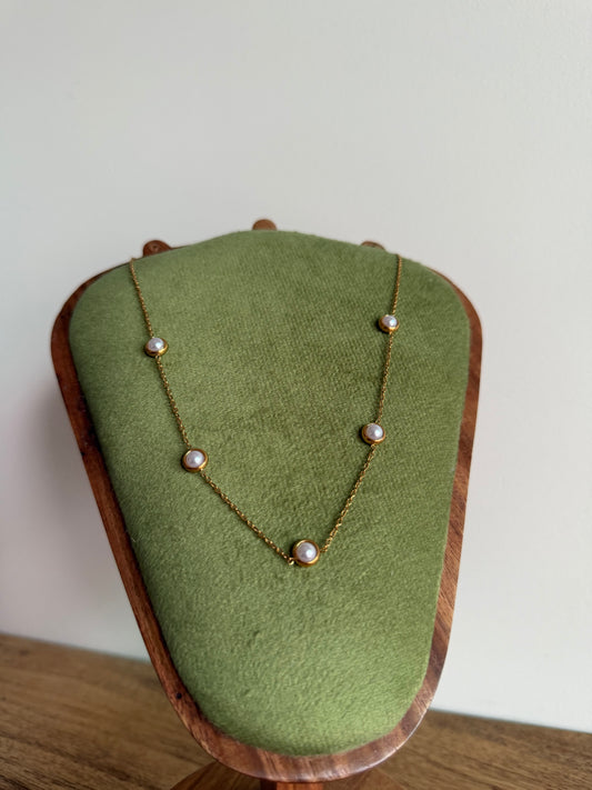 Pearl Dots Necklace