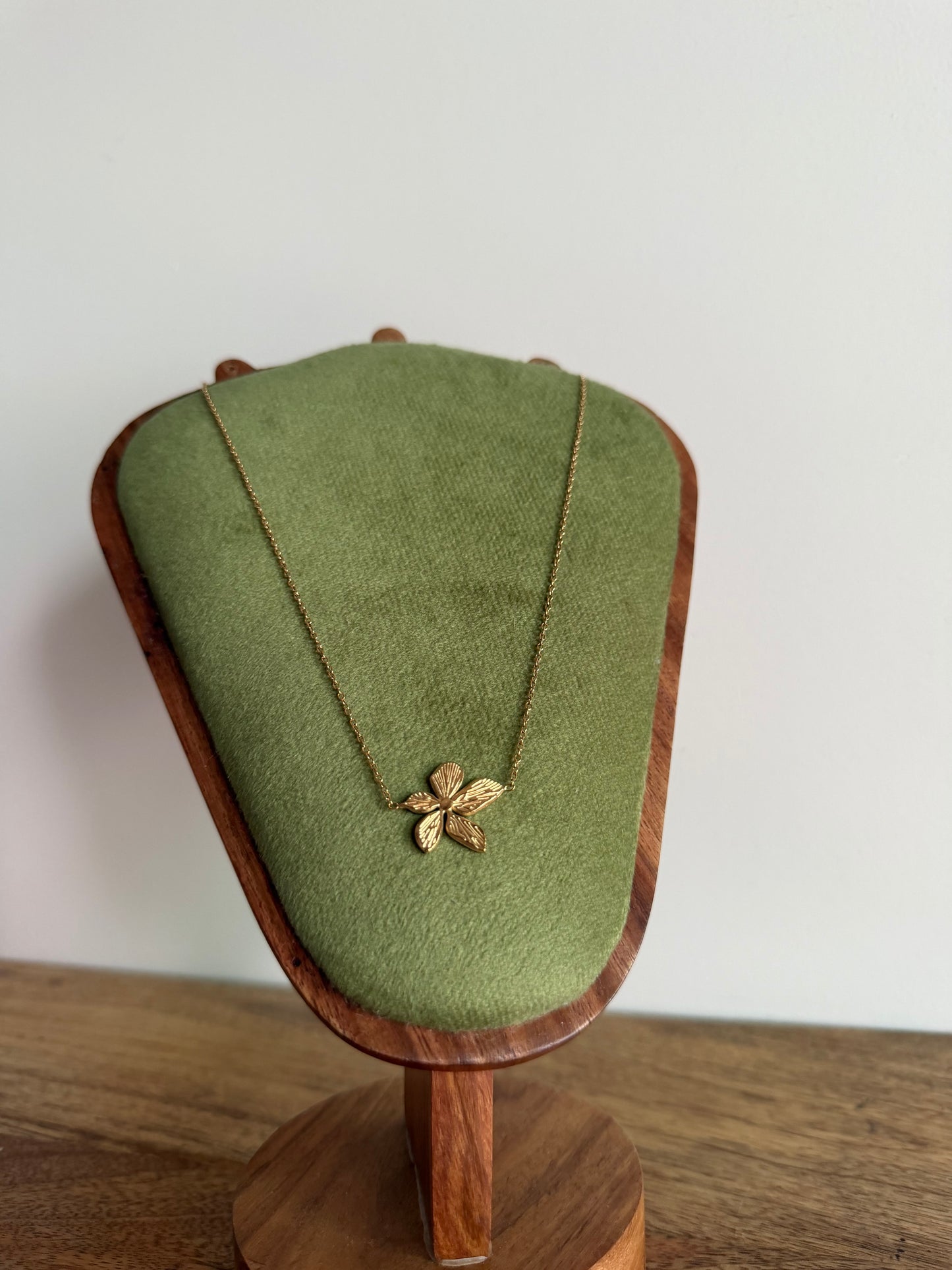 Golden Bloom Necklace