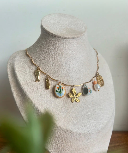 Meadow Charm Collectable Neckpiece