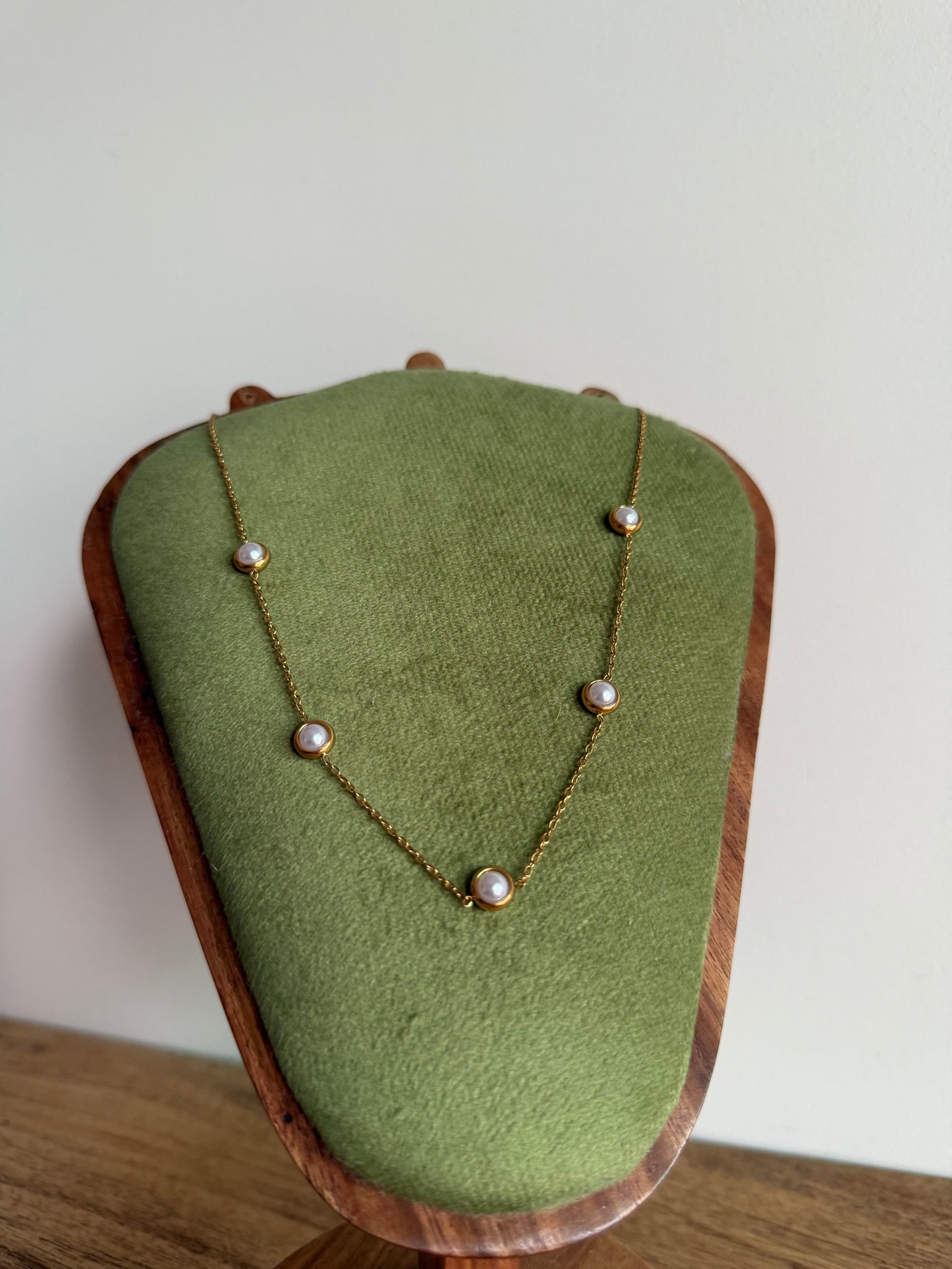 Pearl Dots Necklace