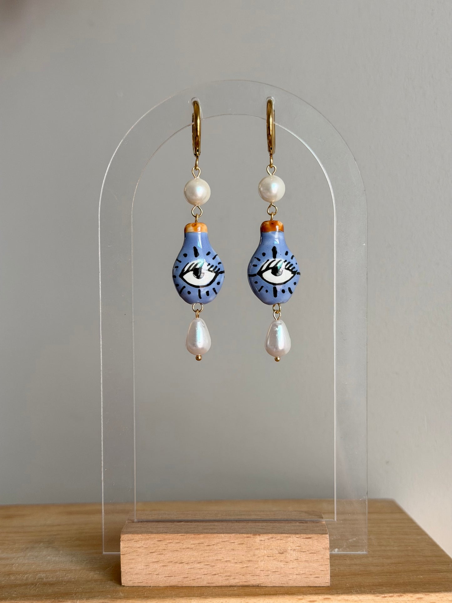 Cora Eye Pearl Earrings
