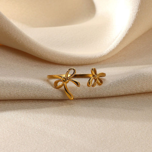 Little Bow Adjustable Ring