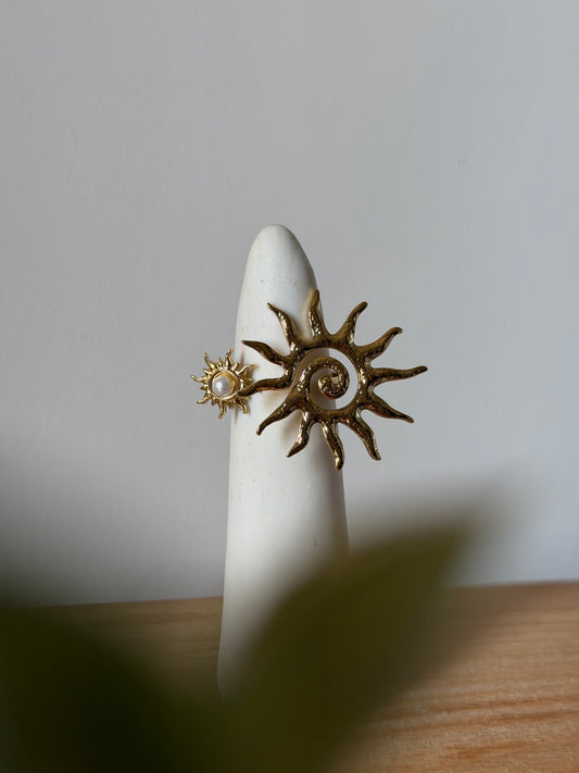 Aveline Sun Adjustable Ring
