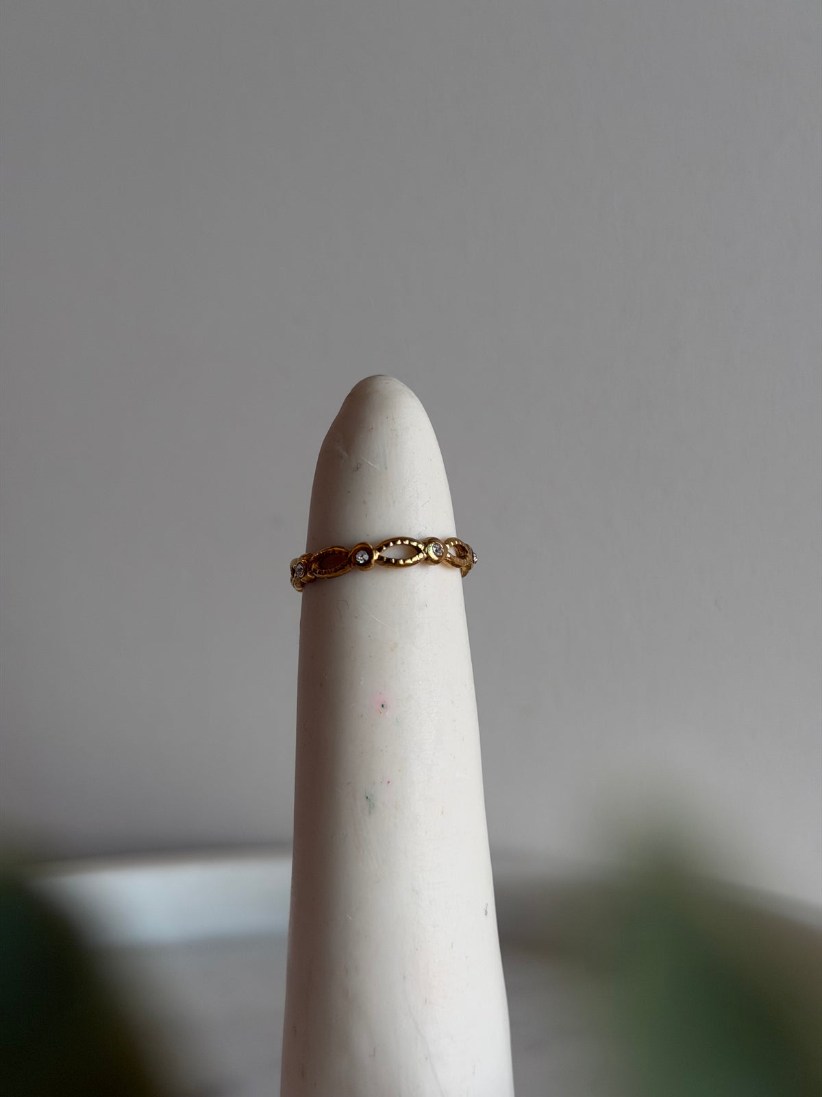Golden Vine Stoned Adjustable Ring